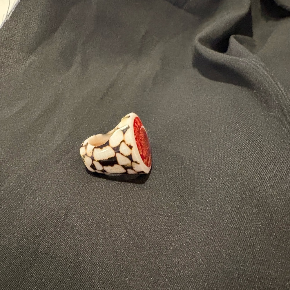 Spiny Oyster Shell Ring Handmade in Italy. - Picture 10 of 16